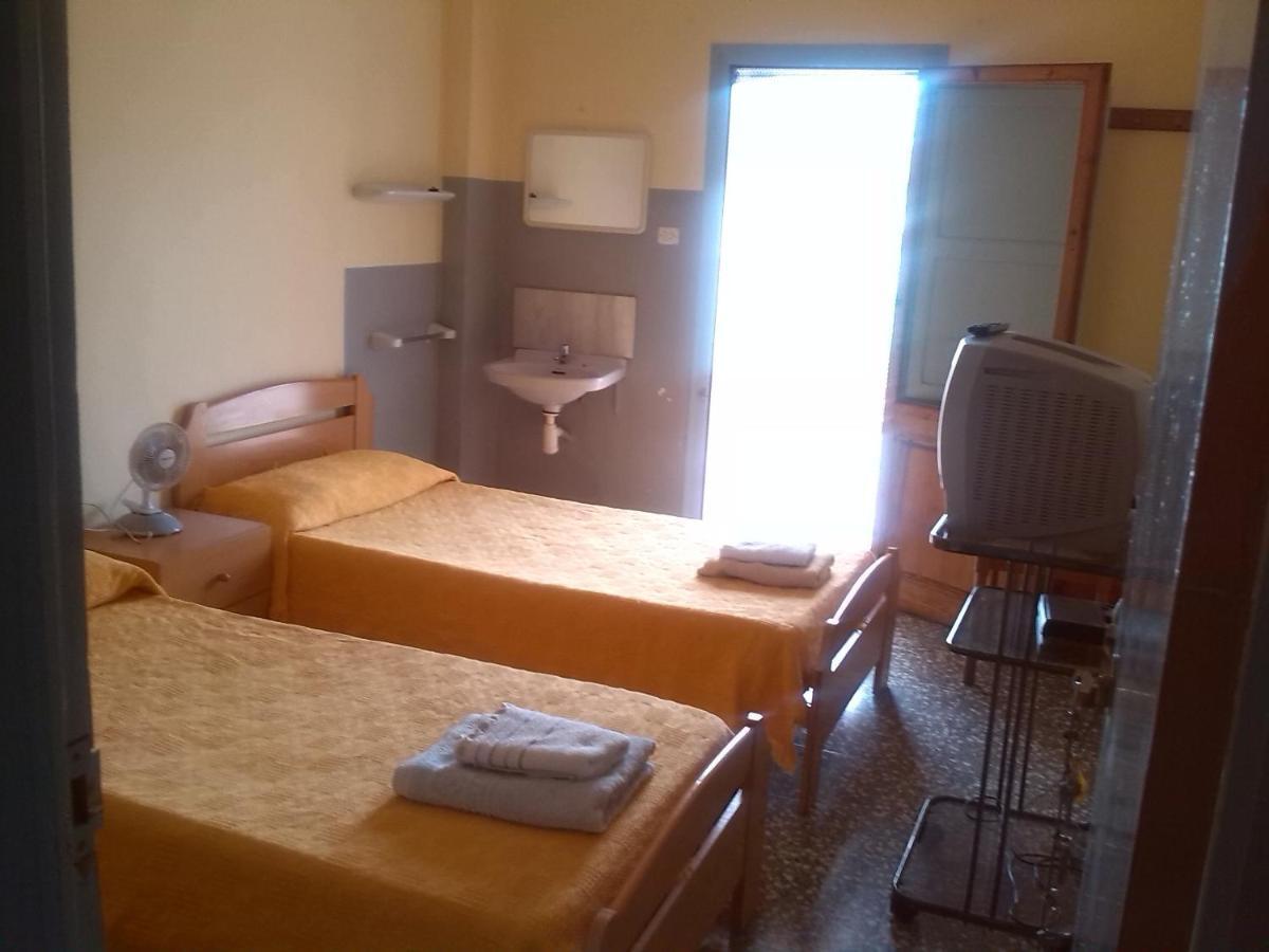 Pension Vinaros Room photo